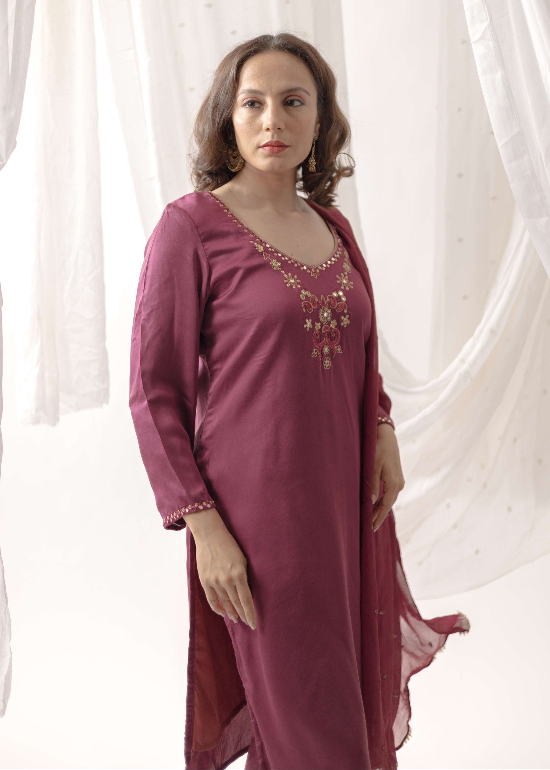 Buy Malaga straight 3/4 sleeves Kurta Pant Set for women online
