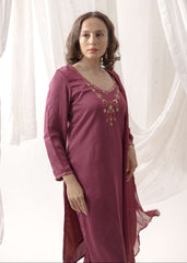 Buy Malaga straight 3/4 sleeves Kurta Pant Set for women online
