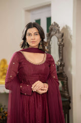 full sleeve anarkali kurta set online
