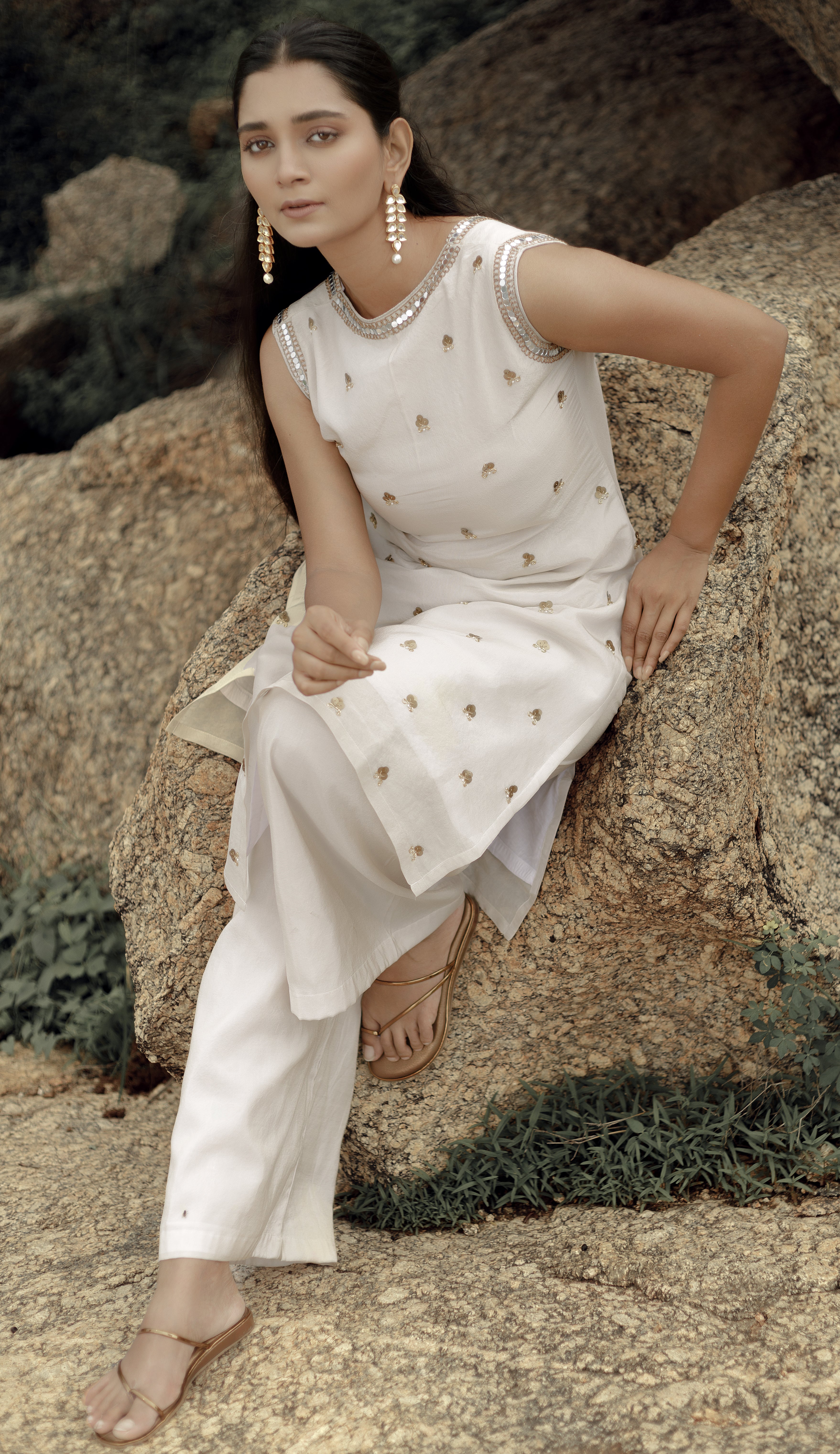 IVORY INAYAL MIRROR KURTA PALAZZO.